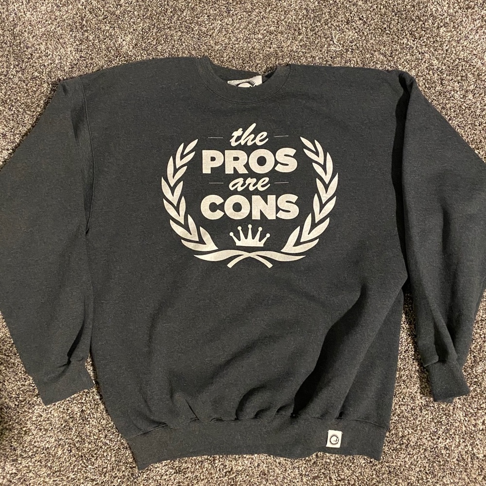Crewneck sweater